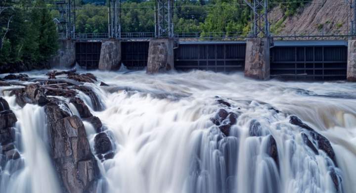 hydroelectric-dam-grand-falls-new-brunswick