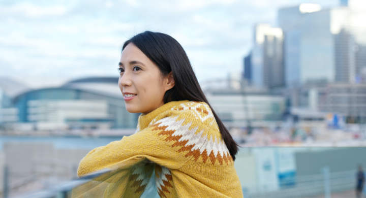 woman-look-around-in-city-at-hong-kong