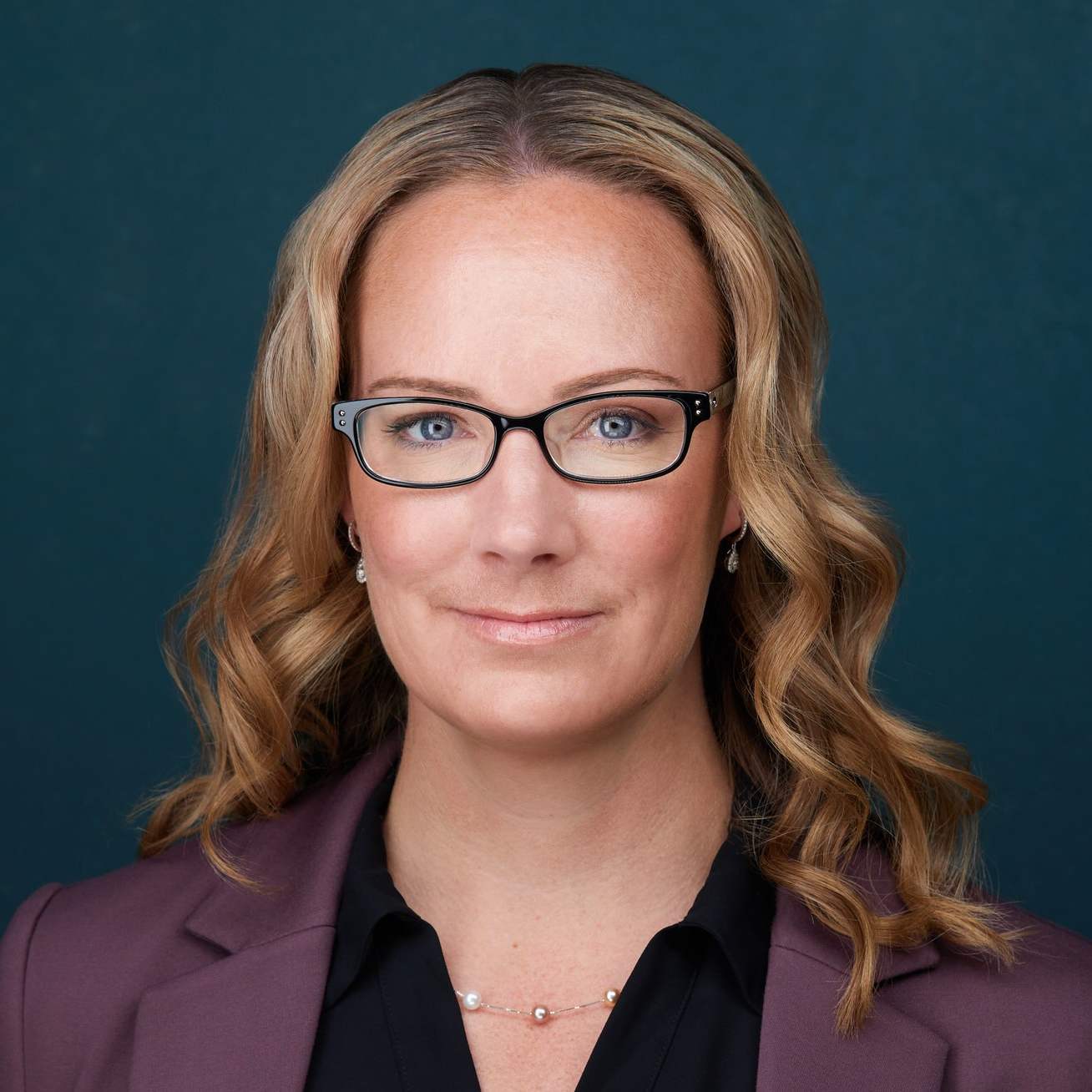 Rachel Smith headshot