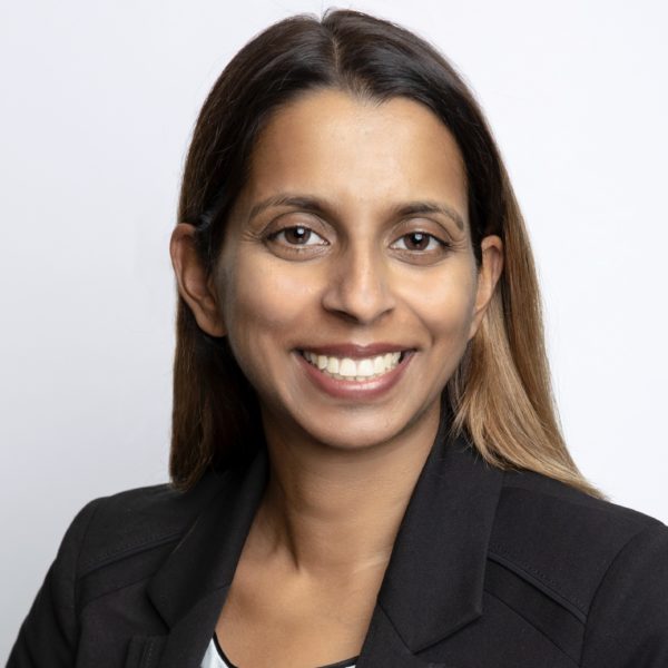 Melissa Carvalho Headshot