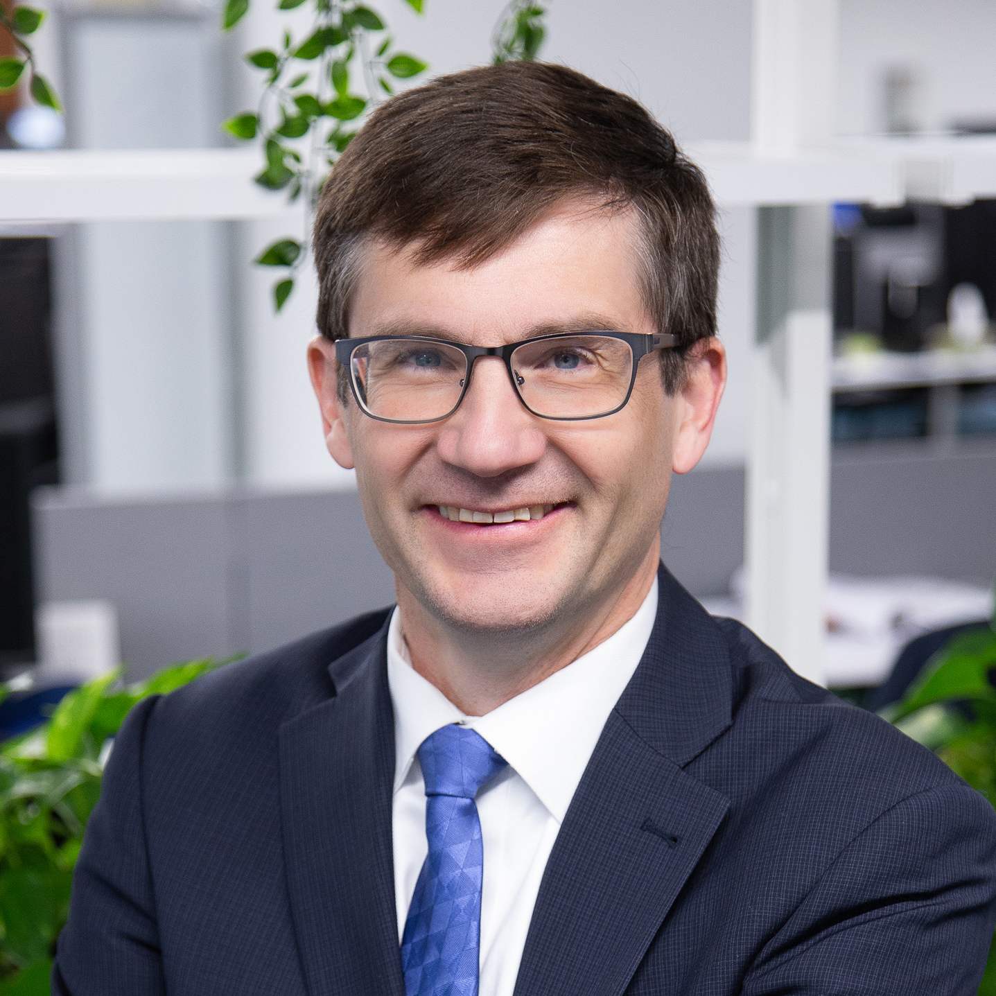 Robert Madej Headshot