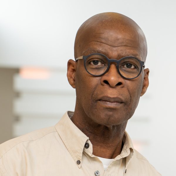 Carl James Headshot