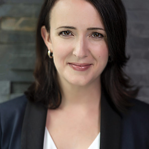 Teresa Marques Headshot