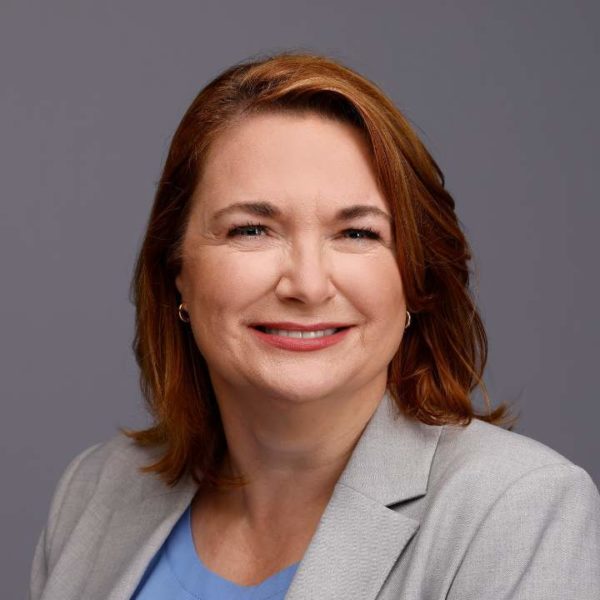 Bea Bruske Headshot