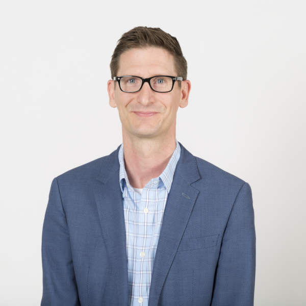 geoffrey tauvette headshot